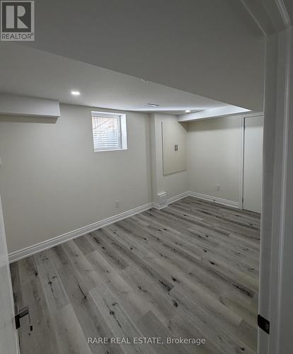 LOWER - 6 COUNTRY RIDGE COURT , Brampton, Ontario L6P 3S2 3