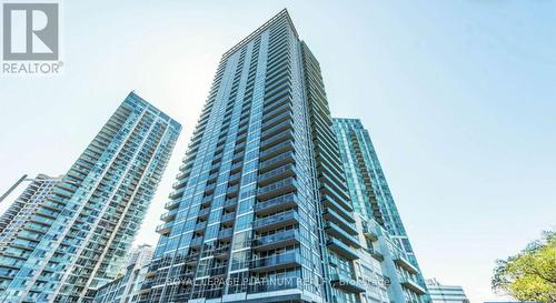 1202 - 223 WEBB DRIVE  Mississauga, ON L5B 0E8