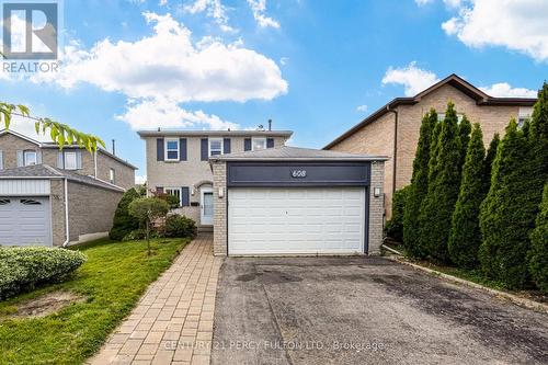 608 BECKWORTH SQUARE  Pickering, ON L1V 3X4