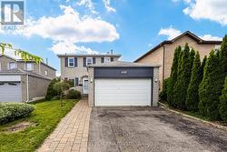 608 BECKWORTH SQUARE Pickering, ON L1V 3X4