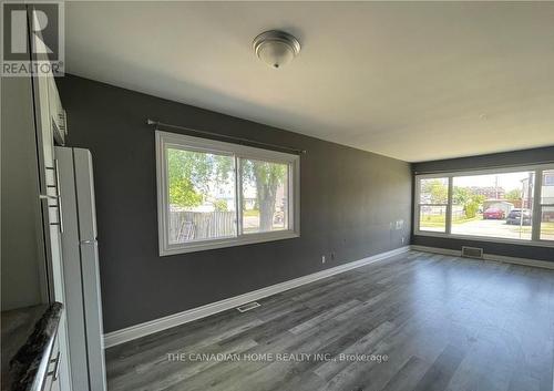 7267 FERN AVE AVENUE , Niagara Falls, Ontario L2G 5H3 3