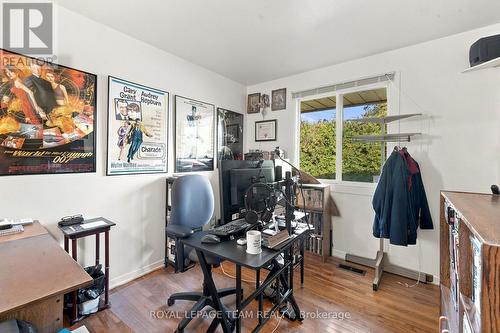 2587 Roman Avenue, Ottawa, ON 