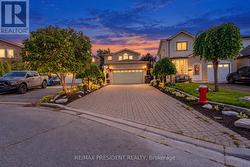 9 ASTER COURT Brampton, ON L6V 3P1