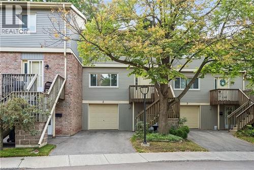 30 GREEN VALLEY Drive Unit# 2  Kitchener, ON N2P 1G8
