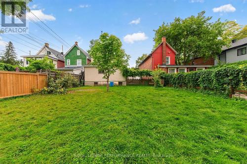 152 Bayswater Avenue, Ottawa, ON 