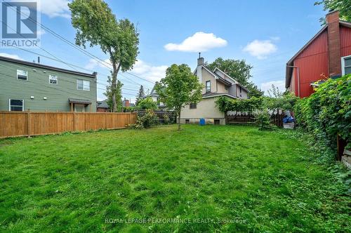 152 Bayswater Avenue, Ottawa, ON 