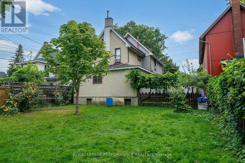 152 Bayswater Avenue, Ottawa, ON 