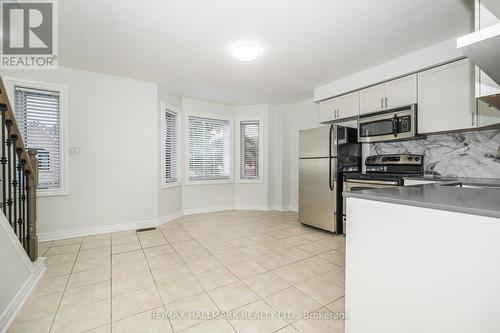 UPPER - 125 VIELLA STREET , Toronto, Ontario M6N 5C7 3