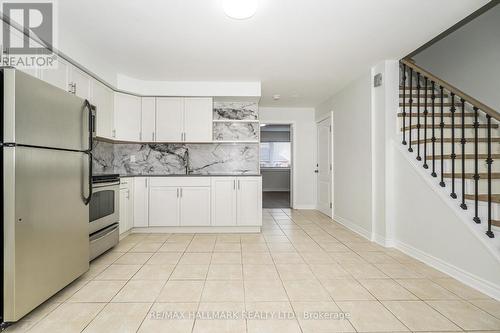 UPPER - 125 VIELLA STREET , Toronto, Ontario M6N 5C7 5