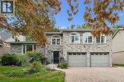 334 COLERIDGE Drive Waterloo, ON N2L 2V6