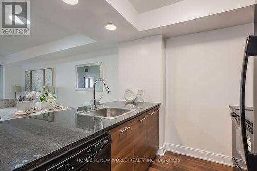 3211 - 125 VILLAGE GREEN SQUARE , Toronto, Ontario M1S 0G3 5