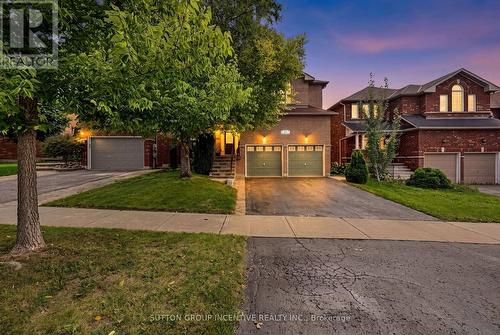23 PRINCE OF WALES DRIVE  Barrie, ON L4N 0T5