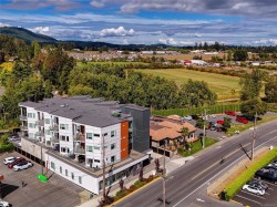 #308-7098 Wallace Dr Central Saanich, BC V8M 1G9
