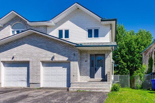 45 Rue Martineau  Gatineau (Gatineau), QC J8P 7Y7