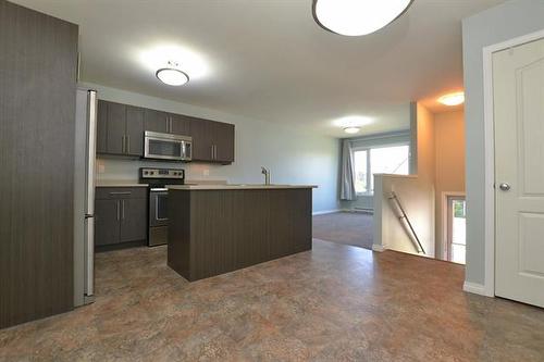 1939 Alexander Ave, Winnipeg, MB 