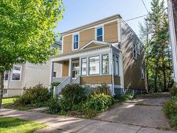 2646 Northwood Terrace Halifax, NS B3K 3S7