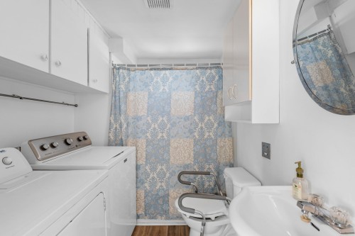 Salle de bains - 18 Rue Godfrind, L'Assomption, QC 