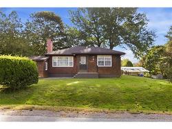 93 Alexandra CRES Saint Andrews, NB E5B 2J1