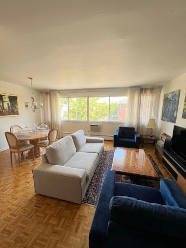 204-5150 Av. MacDonald , Côte-Saint-Luc, QC H3X 2W5 5