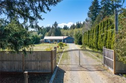 5212 Gainsberg Rd  Bowser, BC V0R 1G0