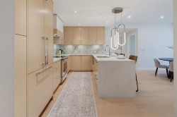 #201-5229 Cordova Bay Rd Saanich, BC V8Y 2L1