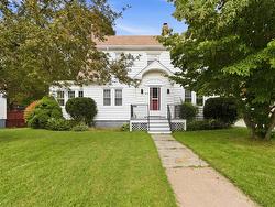 43 Park Street Liverpool, NS B0T 1K0