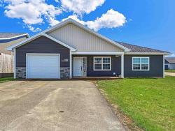 101 PARENT Street  East Royalty, PE C1C 1R3