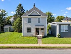 569 East River Road  New Glasgow, NS B2H 3R8