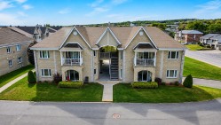203-3605 Boul. Dionne Saint-Georges, QC G5Y 8C9