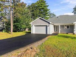 25 Hale Road Cambridge, NS B0P 1G0