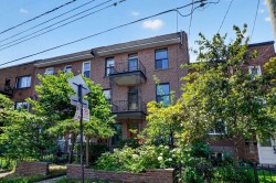 1032 Av. d'Oxford Montréal (Côte-Des-Neiges/Notre-Dame-De-Grâce), QC H4A 2X4