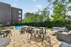 103-2385 Rue des Équinoxes  Montréal (Saint-Laurent), QC H4R 0N5