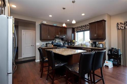 15 Stan Bailie Dr, Winnipeg, MB 