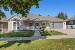 416 Quilchena Drive Kelowna, BC V1W 4T7