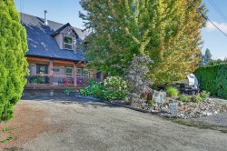 10657 Cheryl Road  Lake Country, BC V4V 1W3