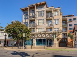 #203-1022 Fort St Victoria, BC V8V 3K4