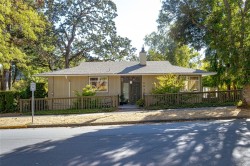 1030 Joan Cres Victoria, BC V8S 3L5