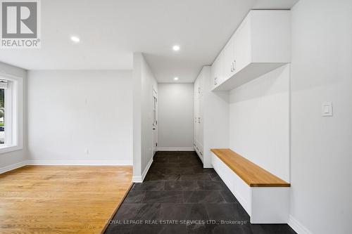 MAIN - 6 CORBETT CRESCENT , Aurora, Ontario L4G 2G1 5