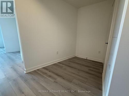 419 - 1185 DUPONT STREET , Toronto, Ontario M6H 0G5 3