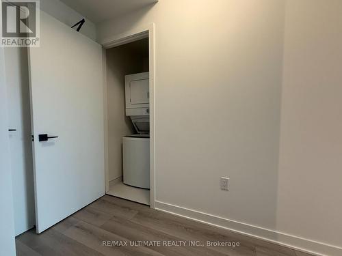 419 - 1185 DUPONT STREET , Toronto, Ontario M6H 0G5 4