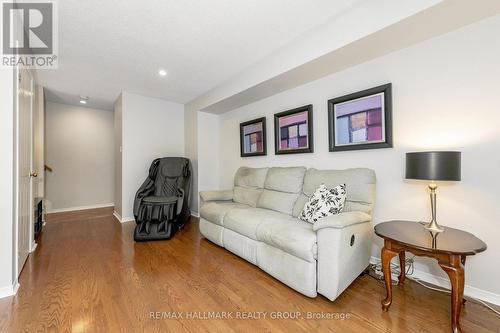 15 Provender Avenue, Ottawa, ON 