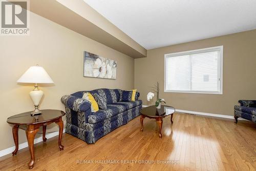 Living room - 15 Provender Avenue, Ottawa, ON 