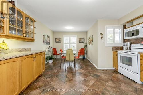 Kitchen and dining room - 15 Provender Avenue, Ottawa, ON 
