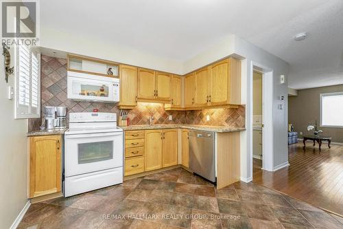 15 Provender Avenue, Ottawa, ON 