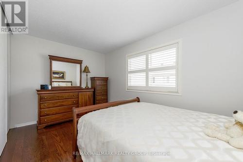 15 Provender Avenue, Ottawa, ON 