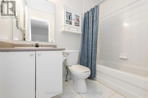 Main bath - 15 Provender Avenue, Ottawa, ON 