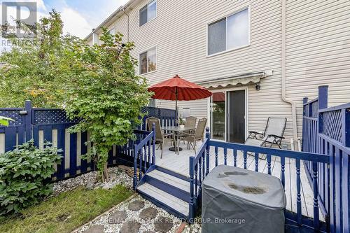 15 Provender Avenue, Ottawa, ON 
