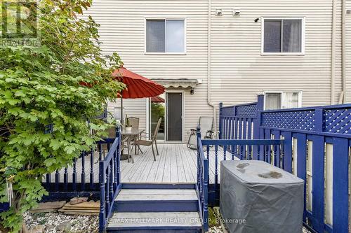 15 Provender Avenue, Ottawa, ON 