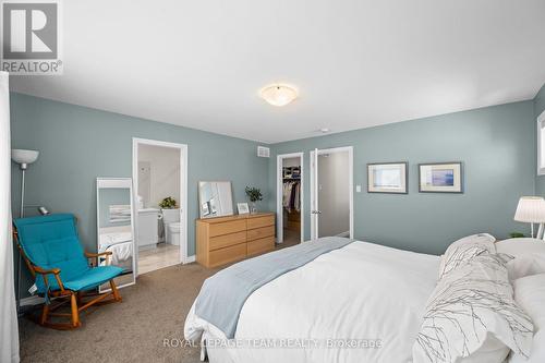 249 Kimpton Drive, Ottawa, ON 