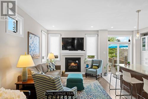 249 Kimpton Drive, Ottawa, ON 